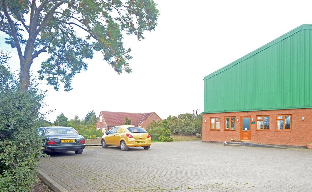 Summerfield Farm Apartment Tilbrook Exterior photo